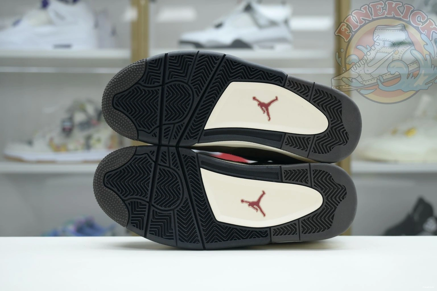 COLOR JORDAN 4 RETRO AIR 0906
